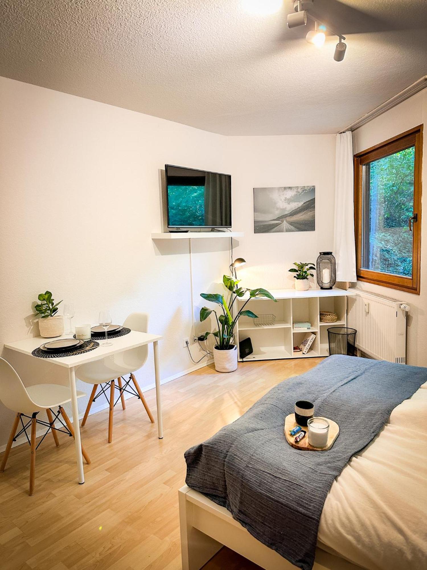 Schoenes Apartment Mit Terrasse Würzburg Exteriör bild